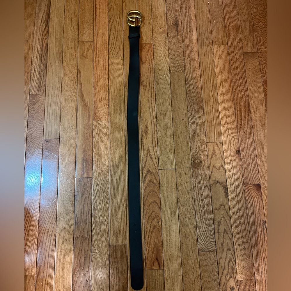 Authentic Gucci belt, worn twice, like new